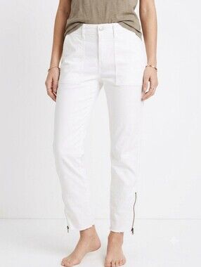 High-Rise White Cropped Ankle Jeans with Side Zips